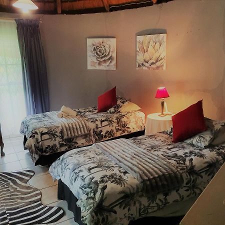 Drakensberg Bush Lodge And Backpackers Winterton Bagian luar foto
