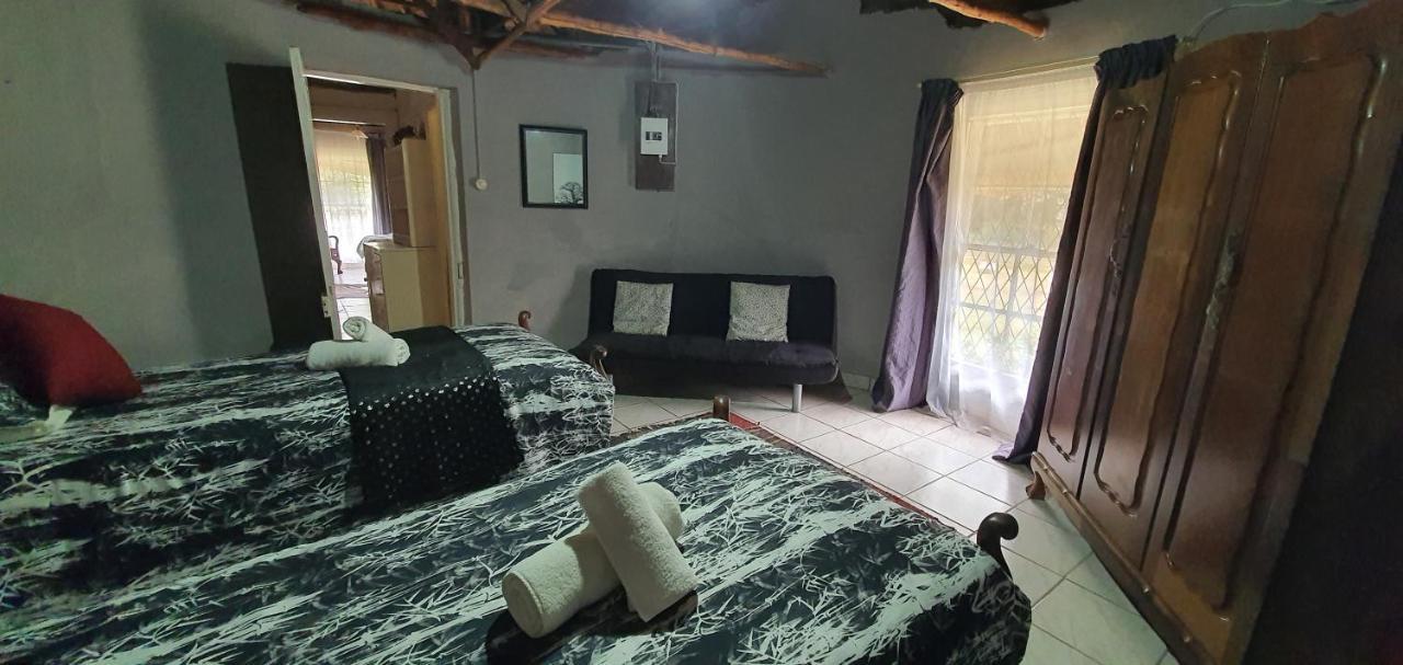 Drakensberg Bush Lodge And Backpackers Winterton Bagian luar foto