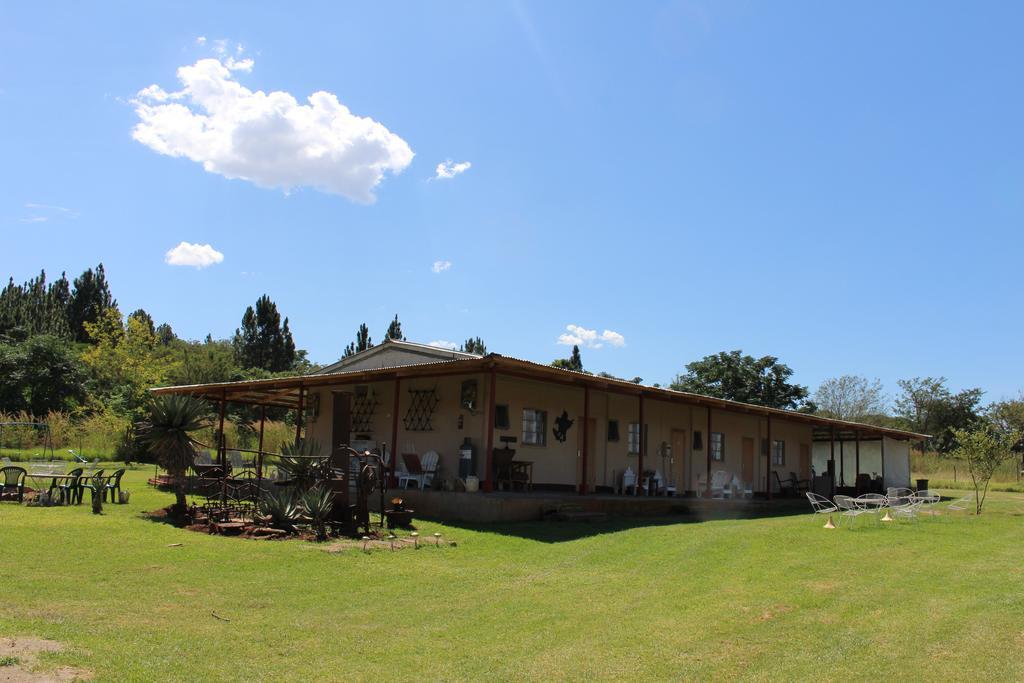 Drakensberg Bush Lodge And Backpackers Winterton Bagian luar foto