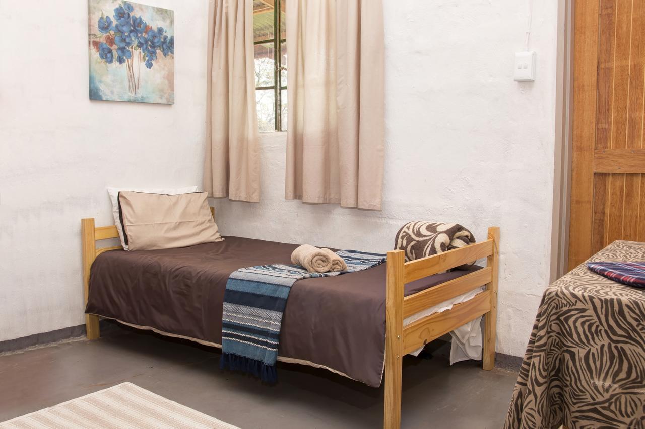 Drakensberg Bush Lodge And Backpackers Winterton Bagian luar foto