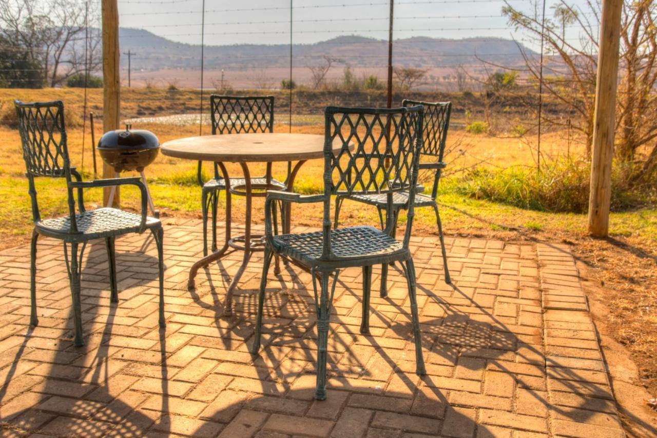 Drakensberg Bush Lodge And Backpackers Winterton Bagian luar foto