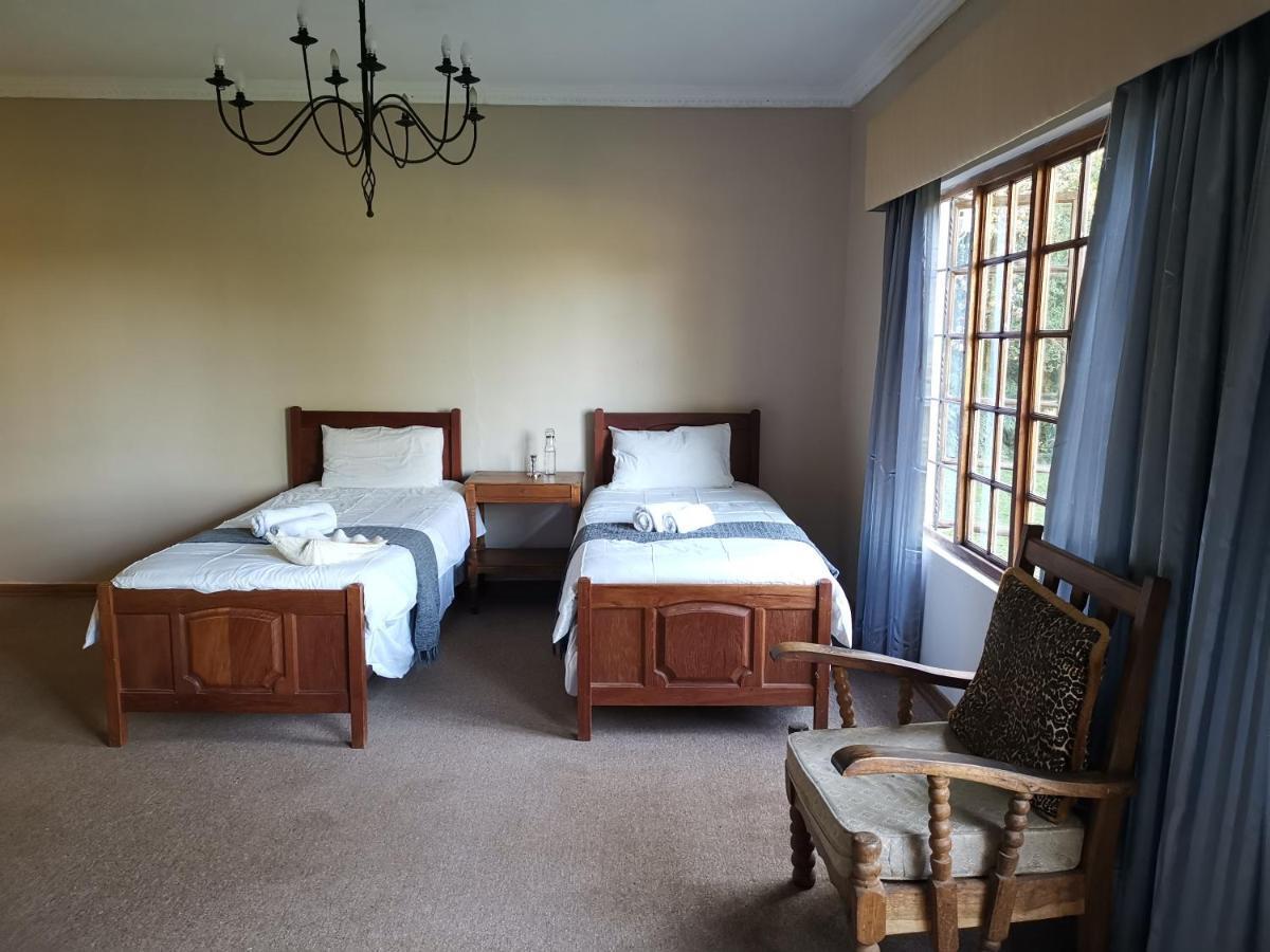 Drakensberg Bush Lodge And Backpackers Winterton Bagian luar foto