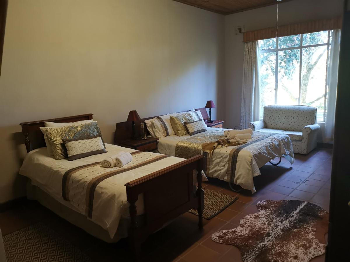 Drakensberg Bush Lodge And Backpackers Winterton Bagian luar foto